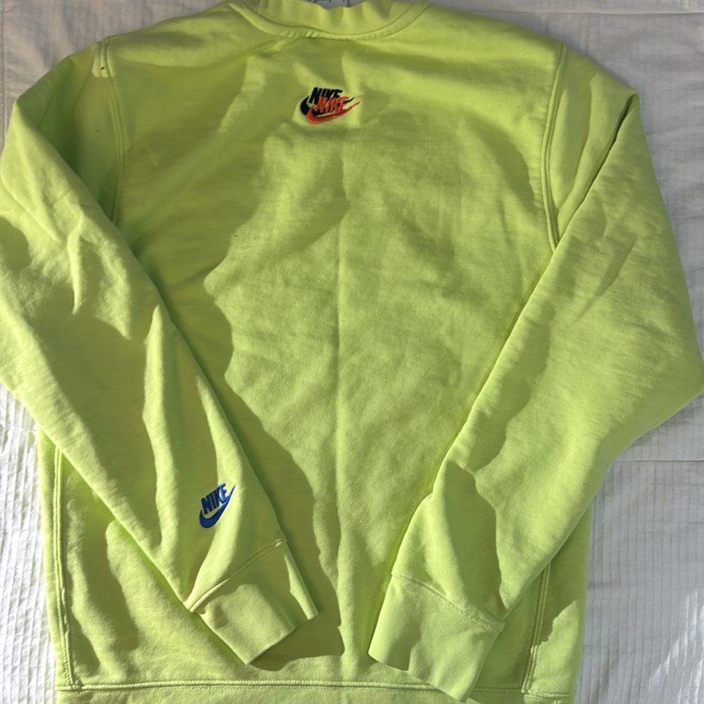 Nike lime green  crew neck sweater embroidered logos size small - Picture 9 of 10